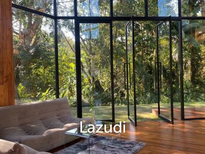 3 Beds 3 Baths 400 SQ.M. The Wolf House
