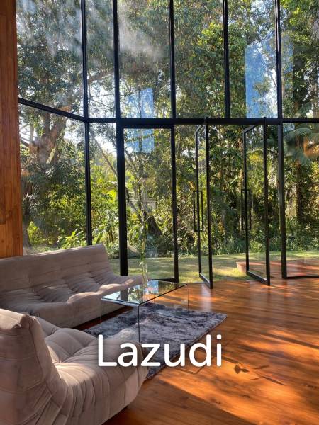 3 Beds 3 Baths 400 SQ.M. The Wolf House