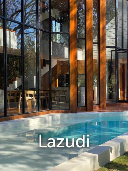 3 Beds 3 Baths 400 SQ.M. The Wolf House