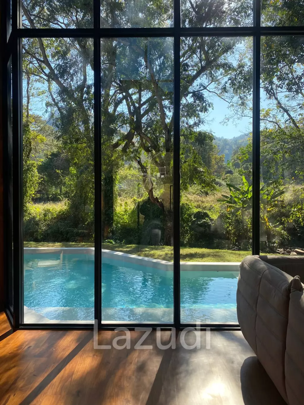 3 Beds 3 Baths 400 SQ.M. The Wolf House