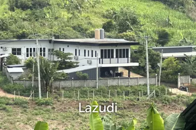 ขายบ้าน 4 ห้องนอนพร้อมสระว่ายน้ำและวิวภูเขาอันน่าทึ่ง