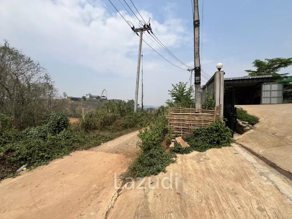 4 Beds Modern House with Private Pool in Rural Chiang Rai