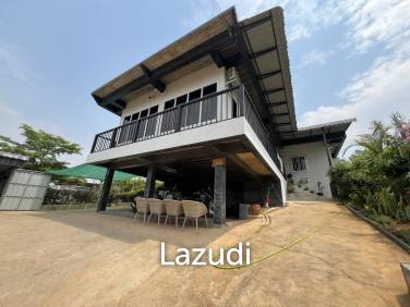 ขายบ้าน 4 ห้องนอนพร้อมสระว่ายน้ำและวิวภูเขาอันน่าทึ่ง ขายบ้าน 4 ห้องนอนพร้อมสระว่ายน้ำและวิวภูเขาอันน่าทึ่ง