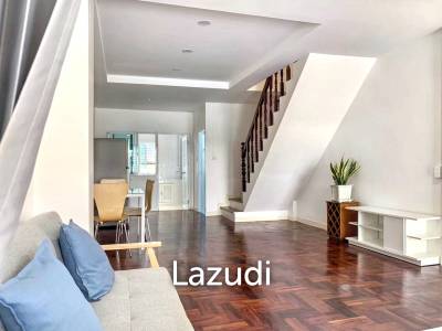 2 Bedroom 2 Bathroom 18 Sq.w Townhome Onnut 16