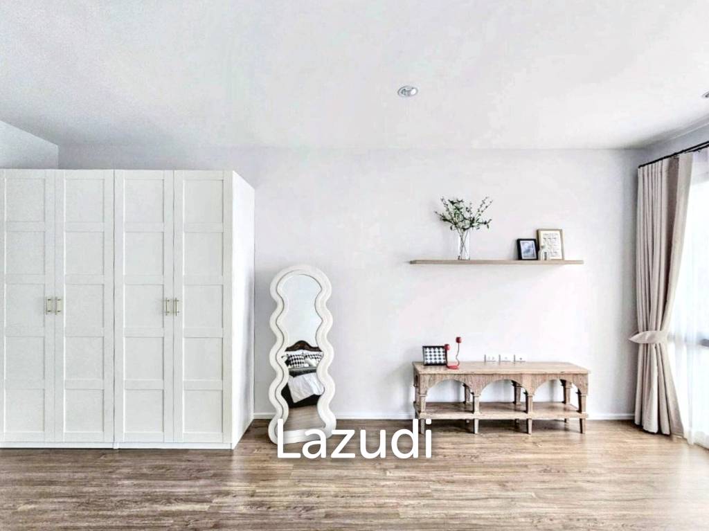 4 Bed 3 Bath 152 SQ.M Baan Klang Muang Rama 9 - Krungthep Kreetha