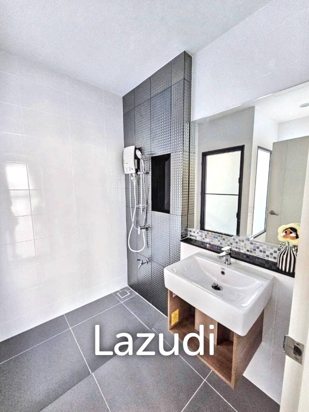 4 Bed 3 Bath 152 SQ.M Baan Klang Muang Rama 9 - Krungthep Kreetha