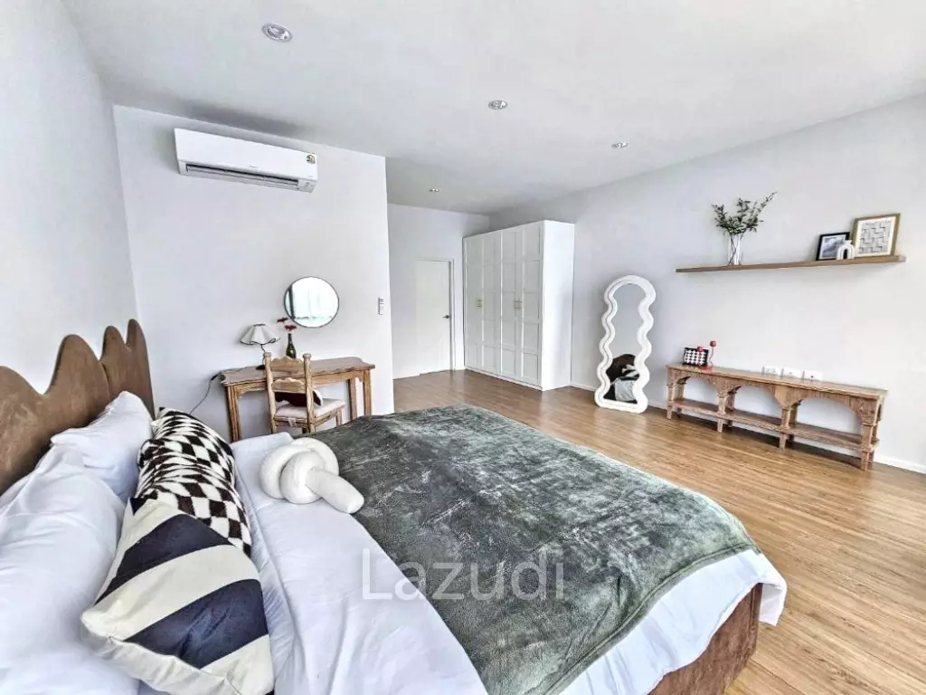 4 Bed 3 Bath 152 SQ.M Baan Klang Muang Rama 9 - Krungthep Kreetha