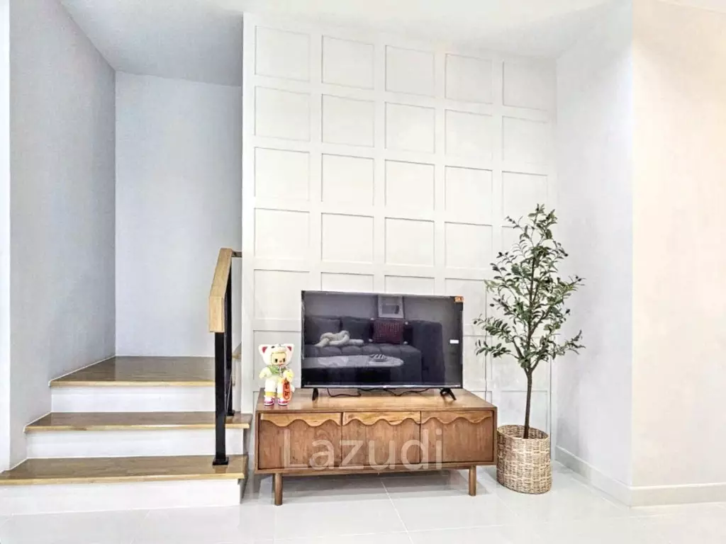 4 Bed 3 Bath 152 SQ.M Baan Klang Muang Rama 9 - Krungthep Kreetha