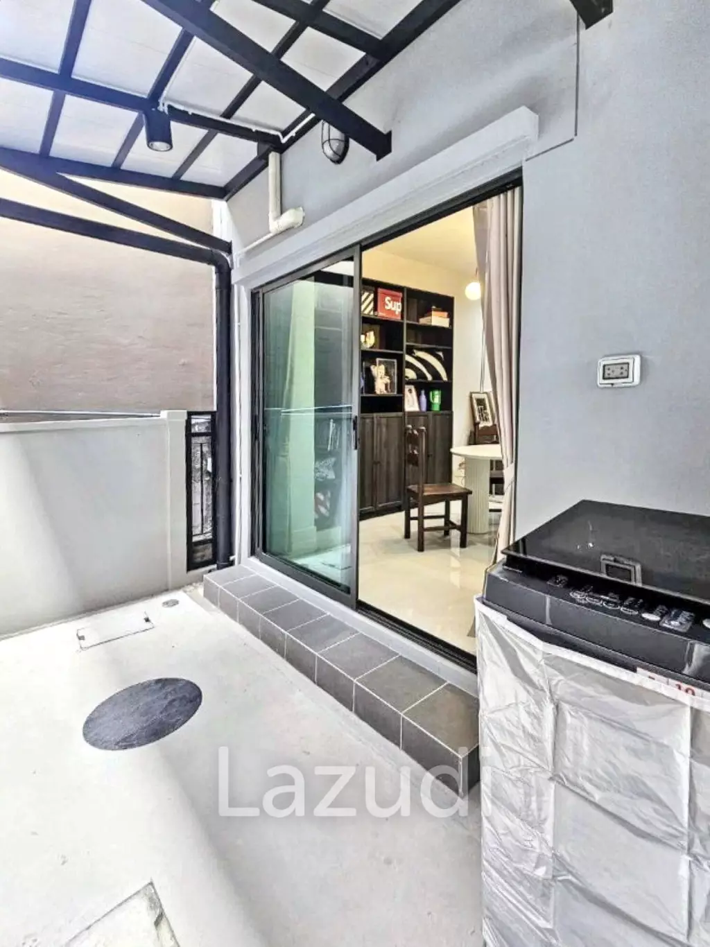 4 Bed 3 Bath 152 SQ.M Baan Klang Muang Rama 9 - Krungthep Kreetha