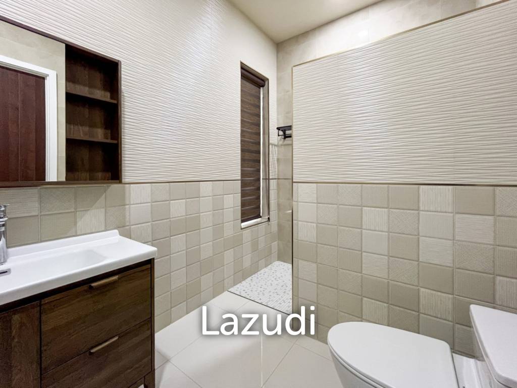 4 Beds 4 Baths 678 SQ.M. Phoenix Gold Golf