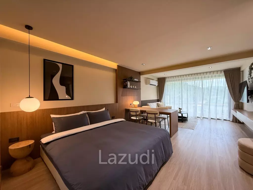 Newly renovated, spacious studio condo in Phuket Country Club