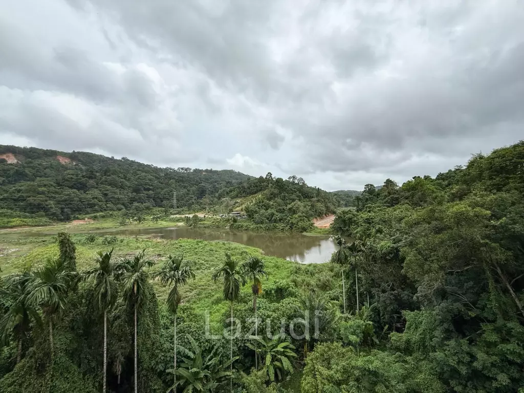 Newly renovated, spacious studio condo in Phuket Country Club