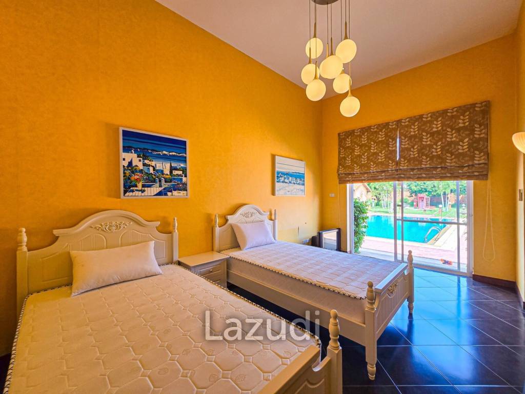 22 Beds 28 Baths 1,600 SQ.M. Villa Pictory