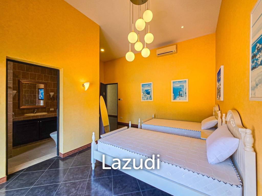 22 Beds 28 Baths 1,600 SQ.M. Villa Pictory