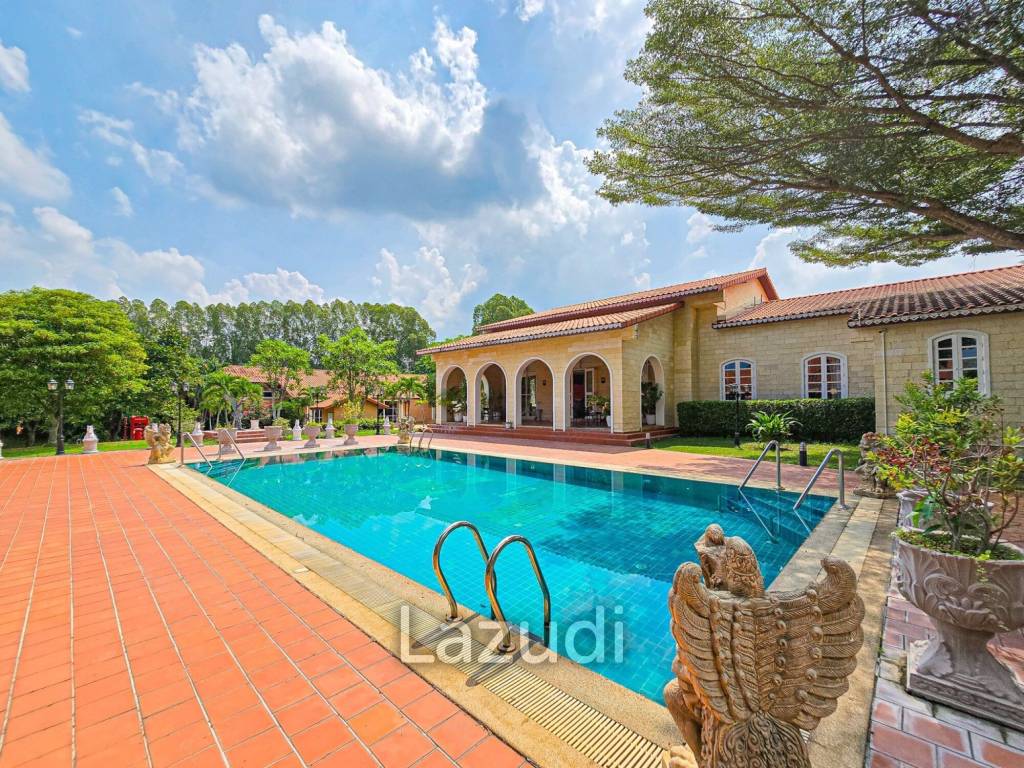 22 Beds 28 Baths 1,600 SQ.M. Villa Pictory