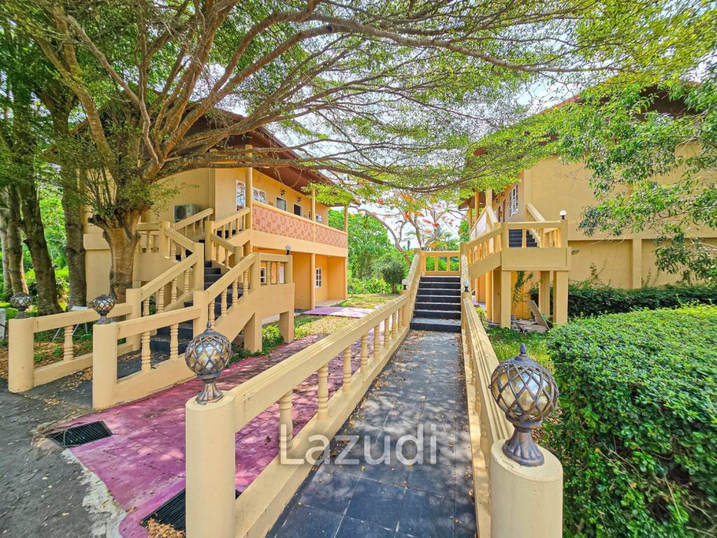 22 Beds 28 Baths 1,600 SQ.M. Villa Pictory