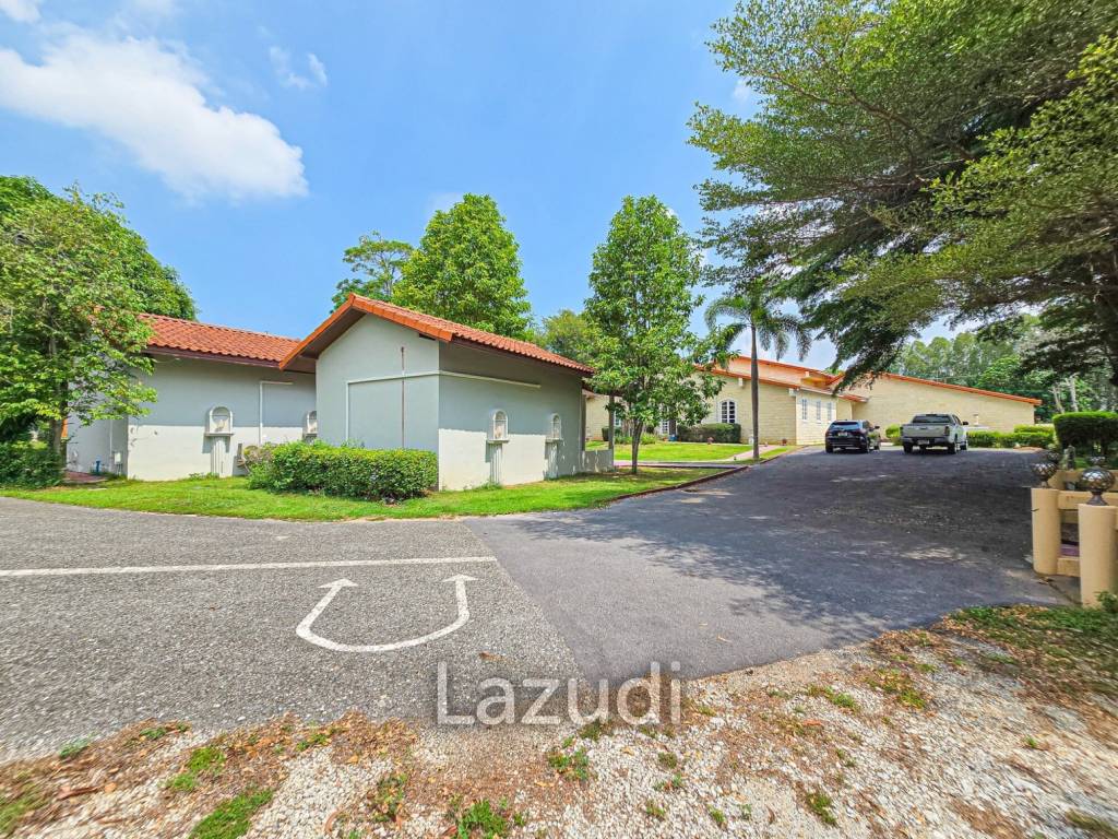 22 Beds 28 Baths 1,600 SQ.M. Villa Pictory