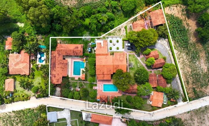 22 Beds 28 Baths 1,600 SQ.M. Villa Pictory