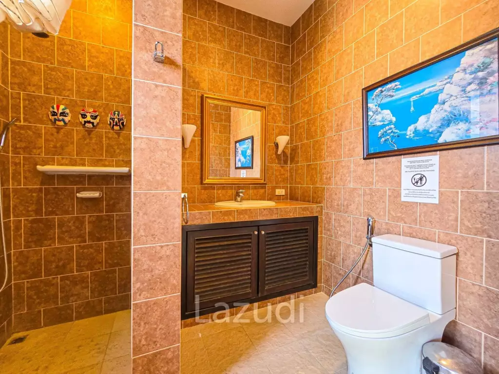 22 Beds 28 Baths 1,600 SQ.M. Villa Pictory