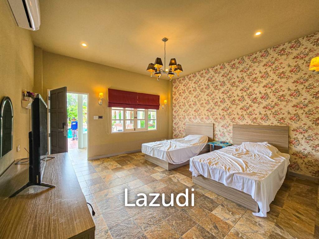 22 Beds 28 Baths 1,600 SQ.M. Villa Pictory