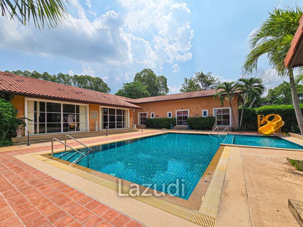 22 Beds 28 Baths 1,600 SQ.M. Villa Pictory