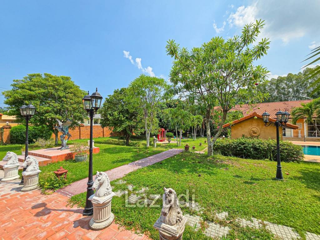 22 Beds 28 Baths 1,600 SQ.M. Villa Pictory