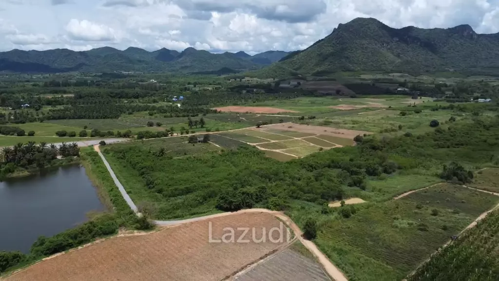 Expansive Freehold Land 24-3-26 Rai in Nong Phlap Hua Hin