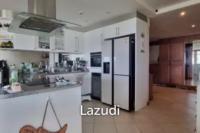 3 Beds 3 Baths 200 SQ.M. Executive Residence IV