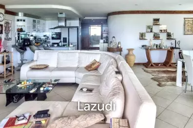 3 Beds 3 Baths 200 SQ.M. Executive Residence IV