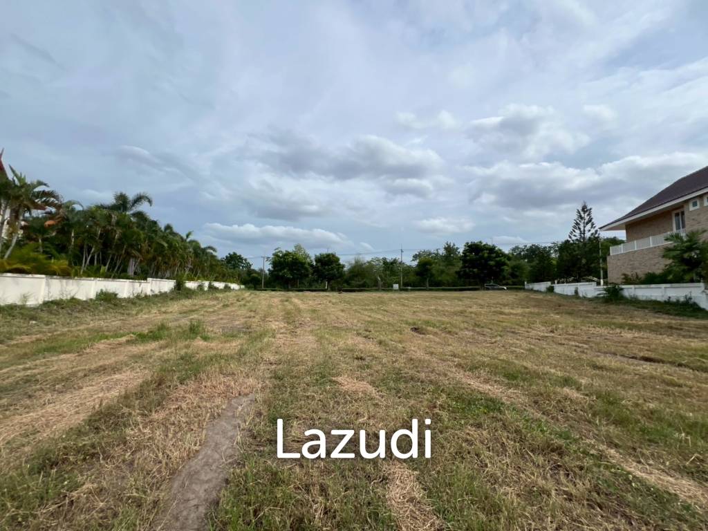 Exclusive Freehold Land 1-2-30 Rai in Palm Hills Golf and Residence