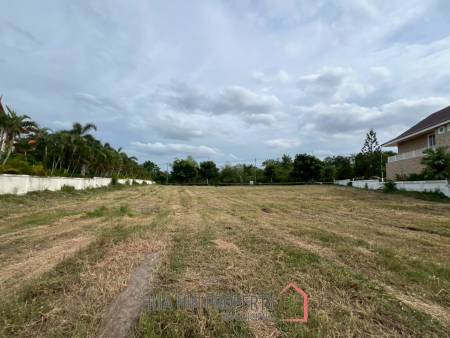 Exclusive Freehold Land 1-2-30 Rai in Palm Hills Golf and Residence