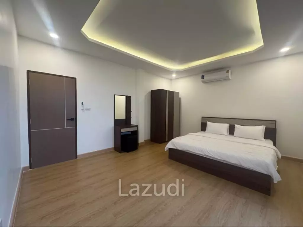 Renovated 2-Bedroom House In Chalong