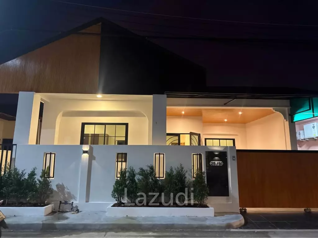 Renovated 2-Bedroom House In Chalong