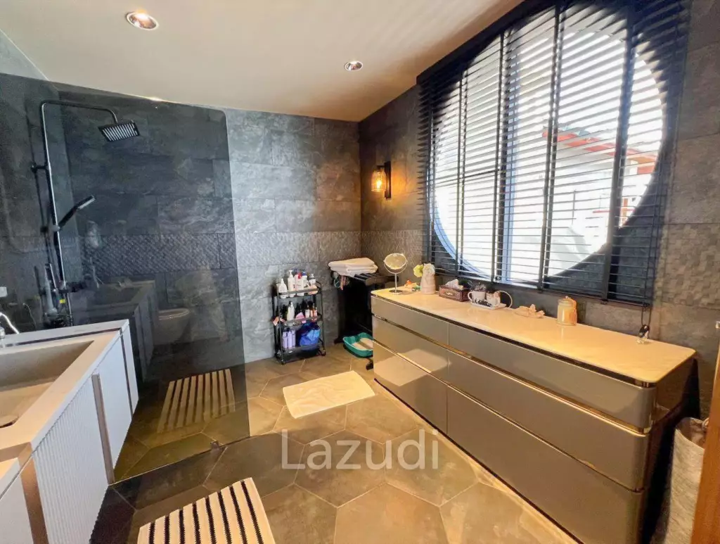 Panoramic Sea View Villa Just 200m from Thongson Beach