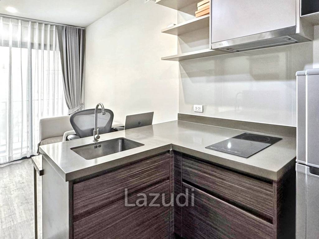 1 Bedroom 1 Bathroom 32 Sq.m Onyx Phaholyothin
