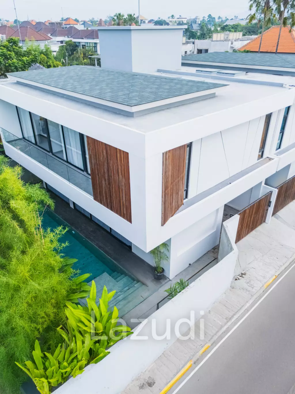 Brand New 3 Bedroom Leasehold Villa in Bumbak Umalas Bali