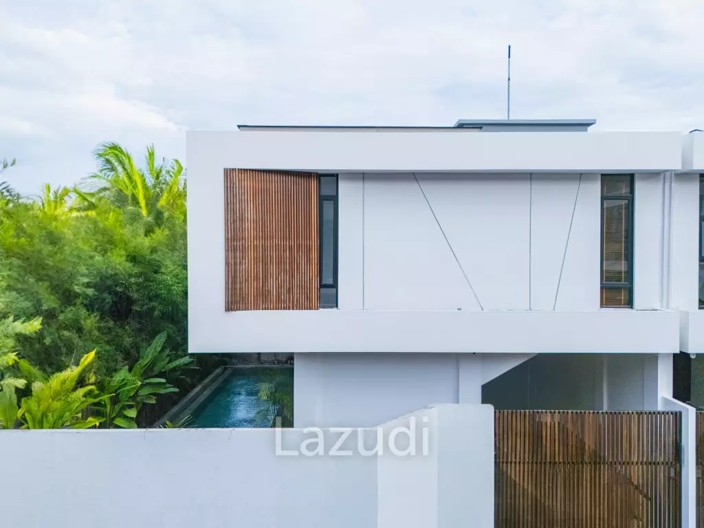 Brand New 3 Bedroom Leasehold Villa in Bumbak Umalas Bali