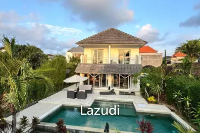 4 Bedroom Leasehold Villa in Bumbak Umalas Bali
