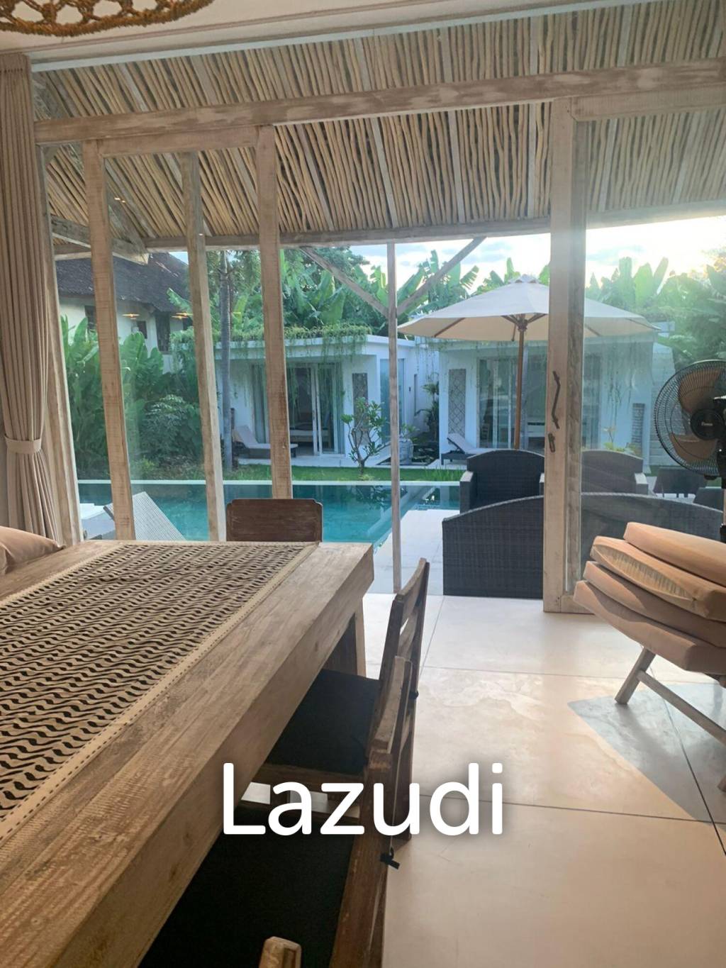 4 Bedroom Leasehold Villa in Bumbak Umalas Bali