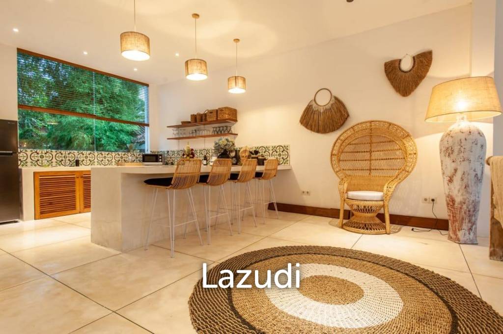 4 Bedroom Leasehold Villa in Bumbak Umalas Bali