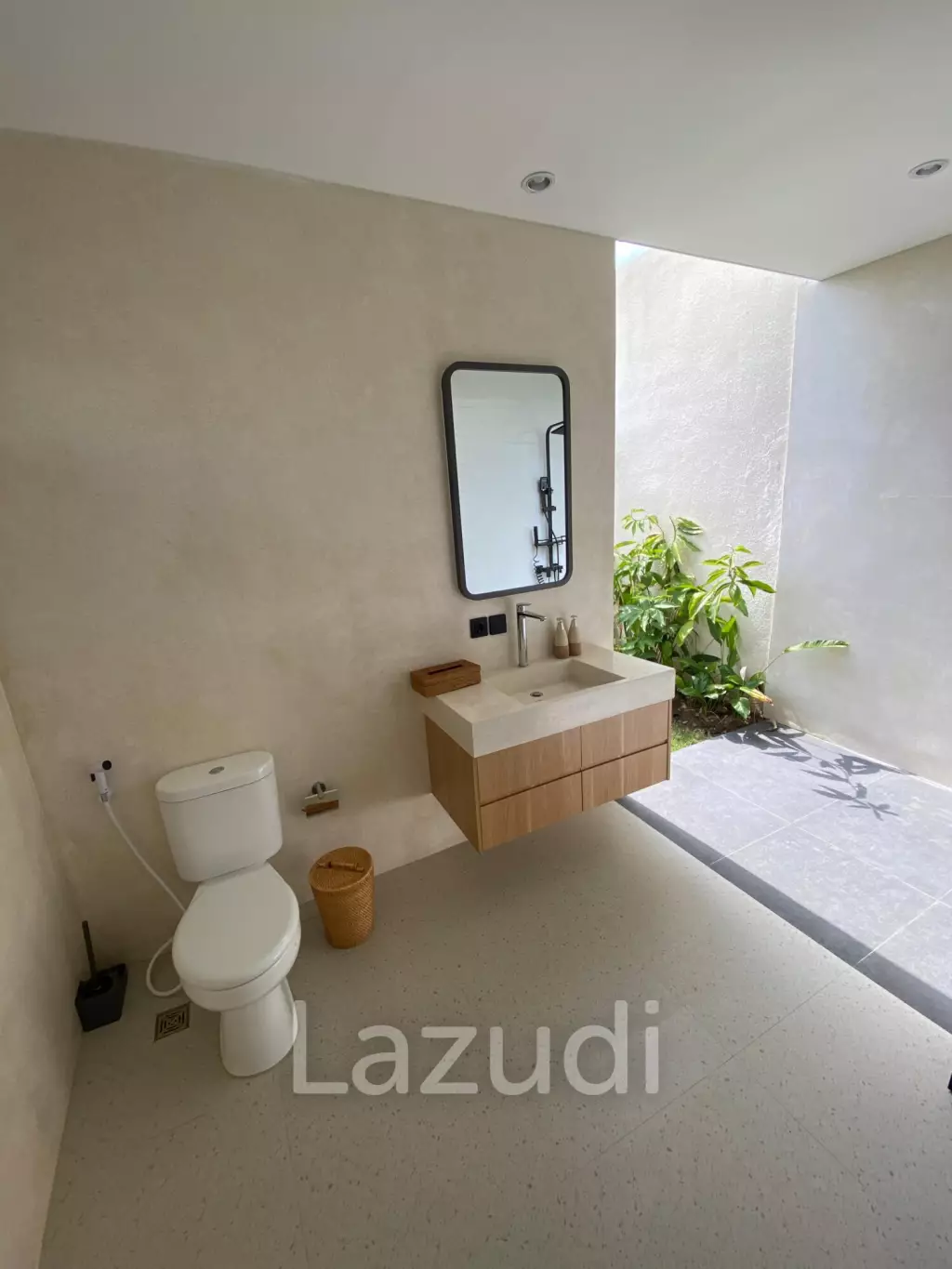 Ocean View Leasehold Villa 100m from Mengening Beach Cemagi Bali