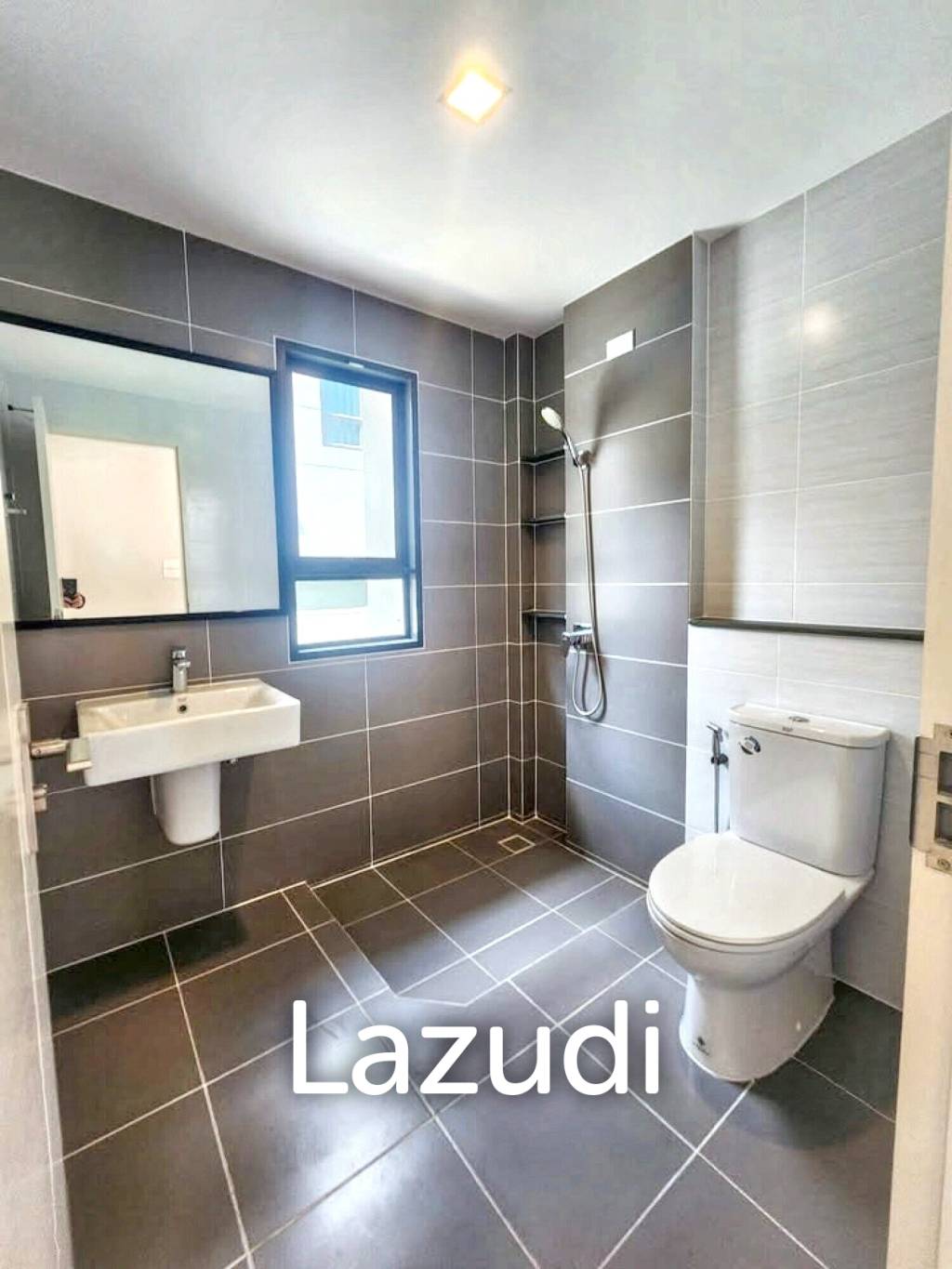 4 Bedroom 3 Bathroom 234 Sq.m Venue Rama 9