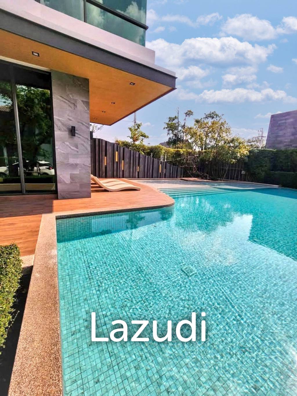 4 Bedroom 3 Bathroom 234 Sq.m Venue Rama 9