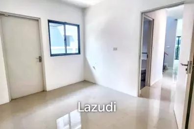 4 Bedroom 3 Bathroom 234 Sq.m Venue Rama 9