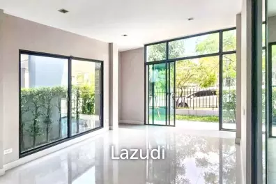 4 Bedroom 3 Bathroom 234 Sq.m Venue Rama 9