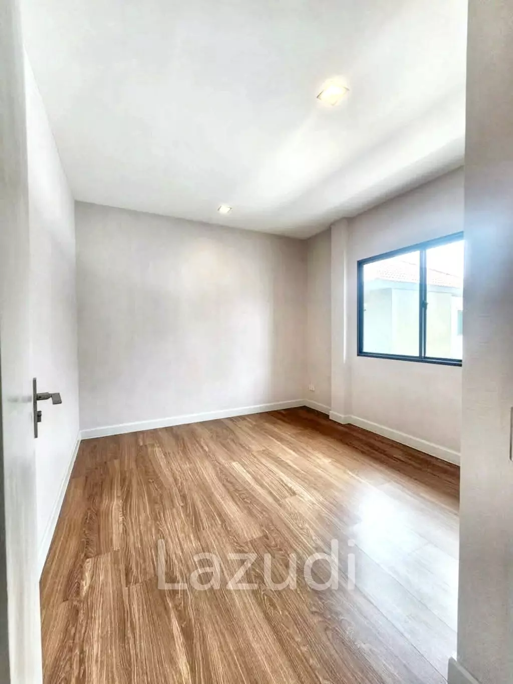 4 Bedroom 3 Bathroom 234 Sq.m Venue Rama 9