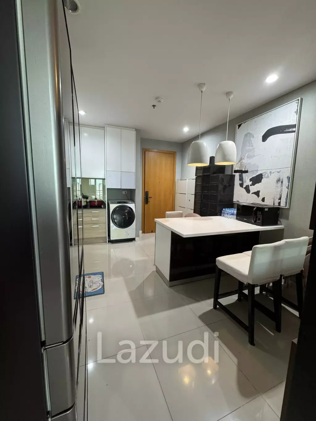 2 Bed 2 Bath 72 SQ.M Circle Condominium