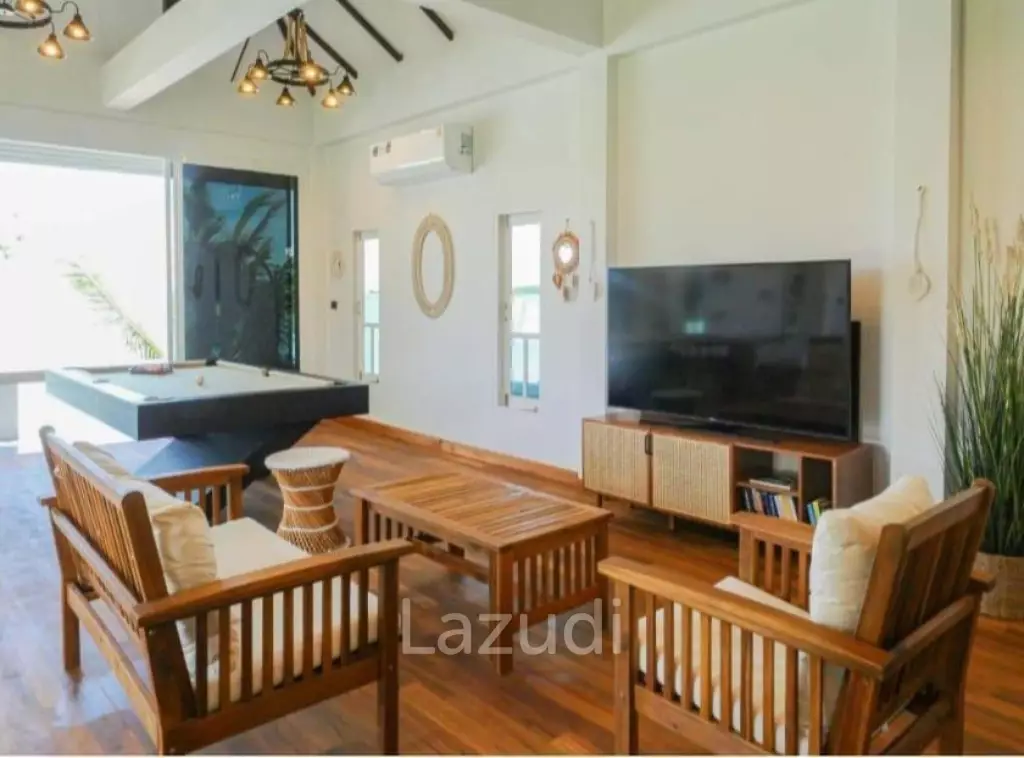 Beachfront 4-Bedroom Villa in Plai Laem– Sunset Views & Private Pool