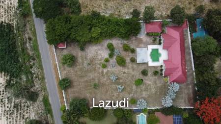 JUST RENOVATED 3-Bedroom Luxury Villa on a LARGE 3 Rai Plot in Hin Lek Fai