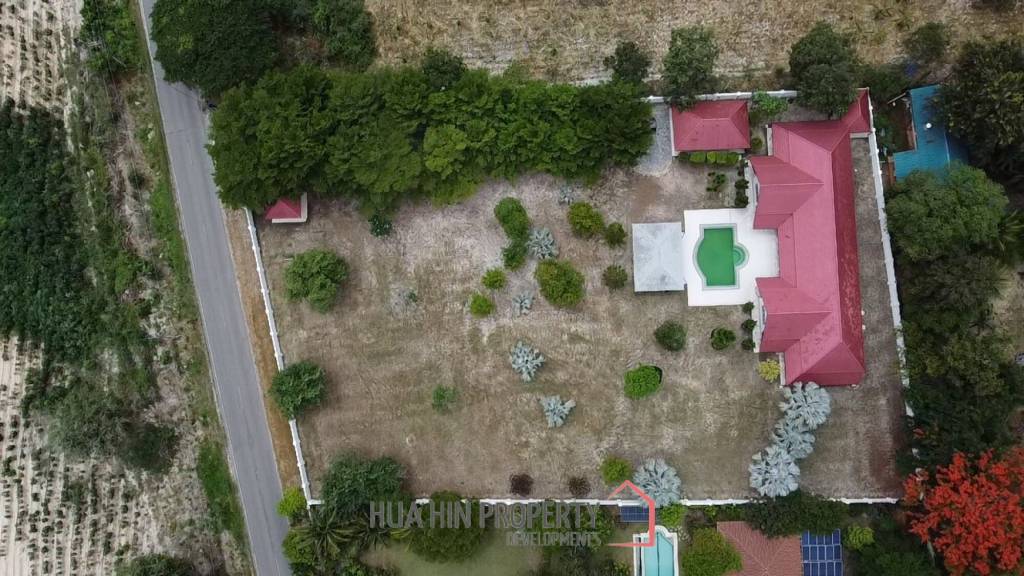 JUST RENOVATED 3-Bedroom Luxury Villa on a LARGE 3 Rai Plot in Hin Lek Fai